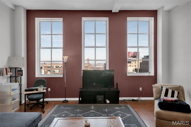 1501 Locust Street 1102, St Louis, MO 63103