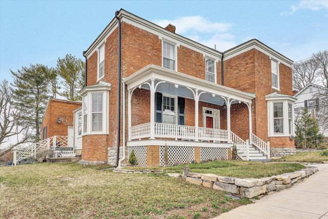 E 322 Main ST, Fincastle, VA 24090