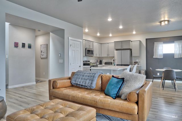 11498 W Allegro St, Nampa, ID 83651