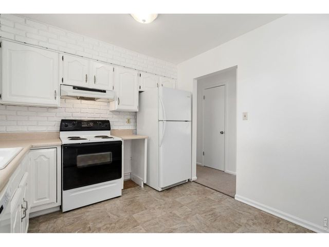 307 Bluebird Ct, Fort Collins, CO 80526