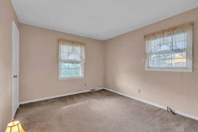 122 Raintree Drive, Spartanburg, SC 29301