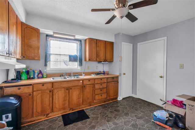 122 Raintree Drive, Spartanburg, SC 29301