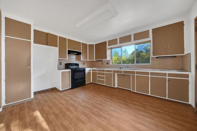 13309 Taves Road, Jackson, CA 95642