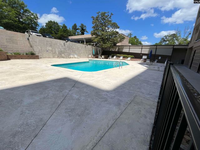 1825 St. Julian Place 15-E, Columbia, SC 29204