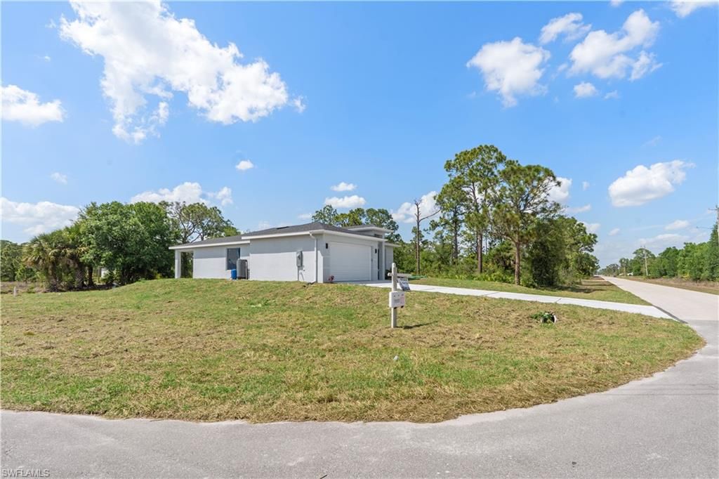 842 Naples AVE S, LEHIGH ACRES, FL 33974 — photo 3