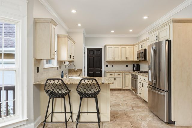 943 Cattails Drive, Ooltewah, TN 37363