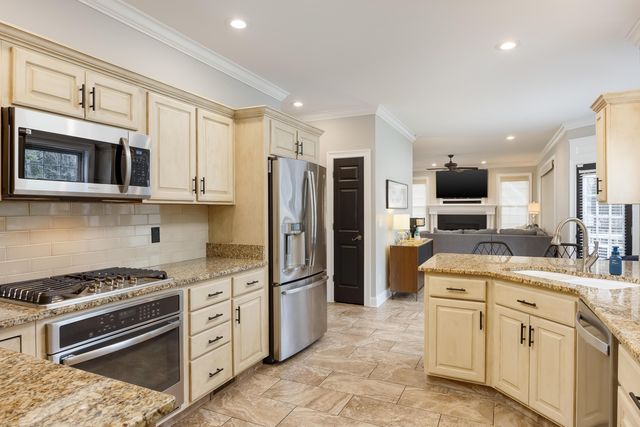 943 Cattails Drive, Ooltewah, TN 37363