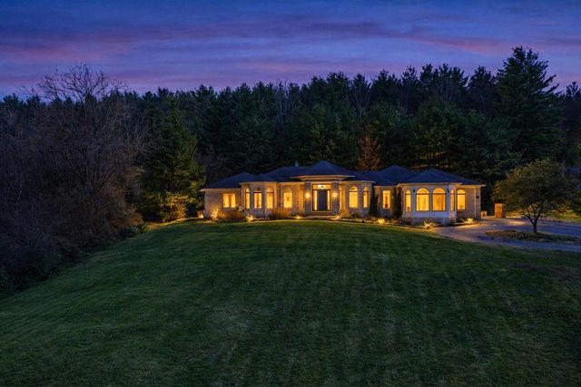 11 Cedar Hill Drive, St. Albans Town, VT 05478