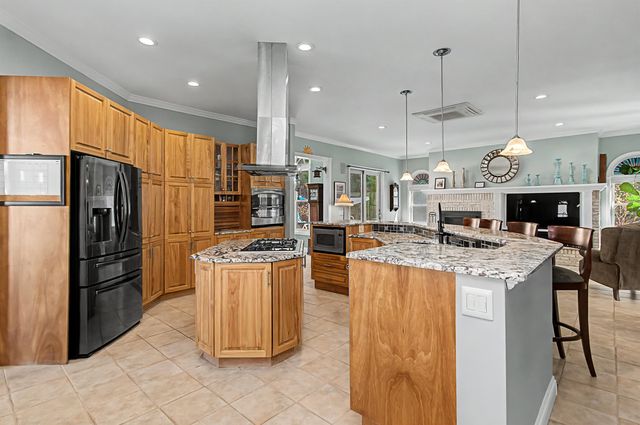 11 Cedar Hill Drive, St. Albans Town, VT 05478