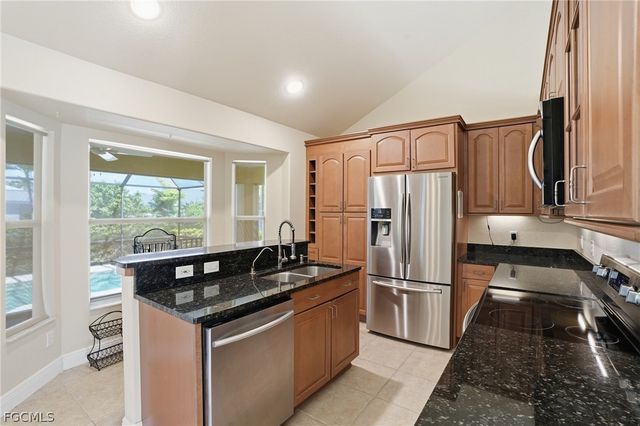 1415 Mohawk PKWY, Cape Coral, FL 33914