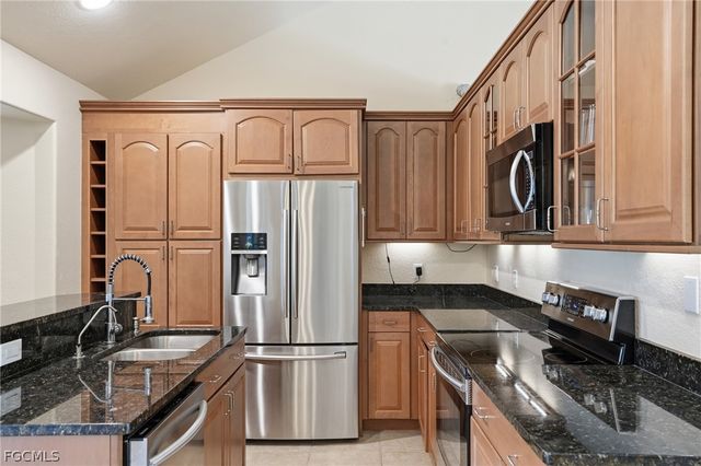 1415 Mohawk PKWY, Cape Coral, FL 33914