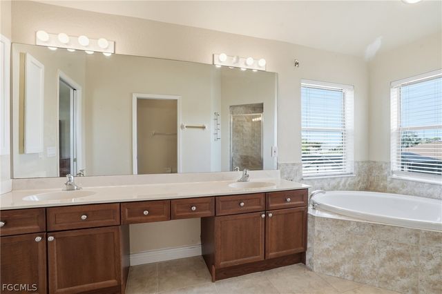 1415 Mohawk PKWY, Cape Coral, FL 33914