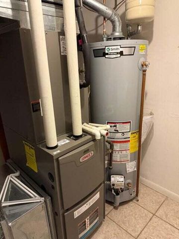 1225 S FAIRVIEW RD, Columbia, MO 65203