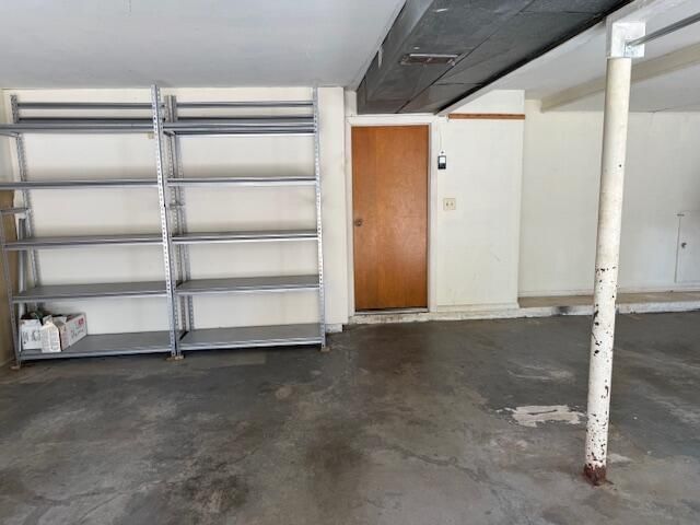 1225 S FAIRVIEW RD, Columbia, MO 65203