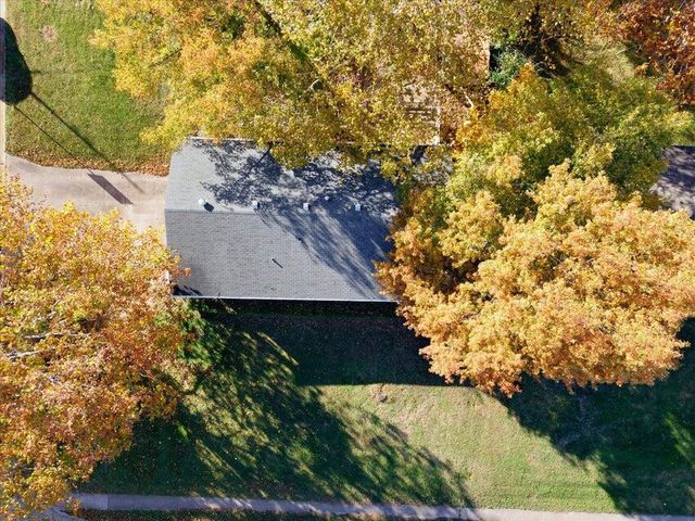 1225 S FAIRVIEW RD, Columbia, MO 65203