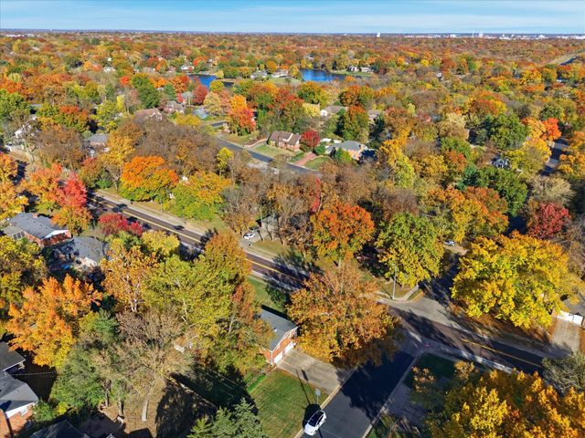 1225 S FAIRVIEW RD, Columbia, MO 65203