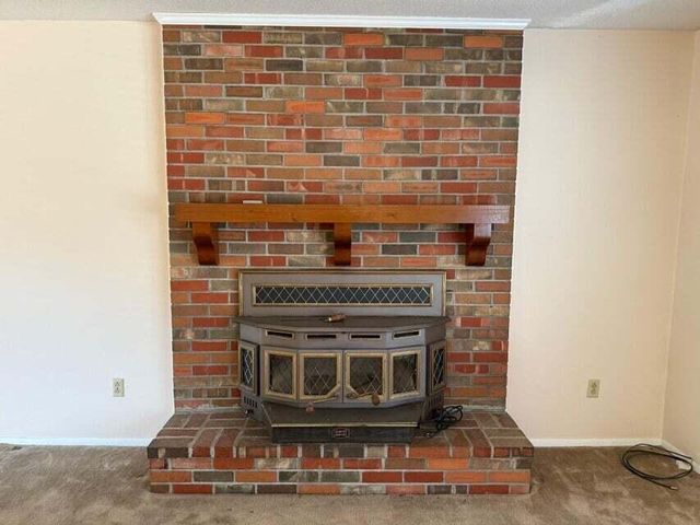 1225 S FAIRVIEW RD, Columbia, MO 65203