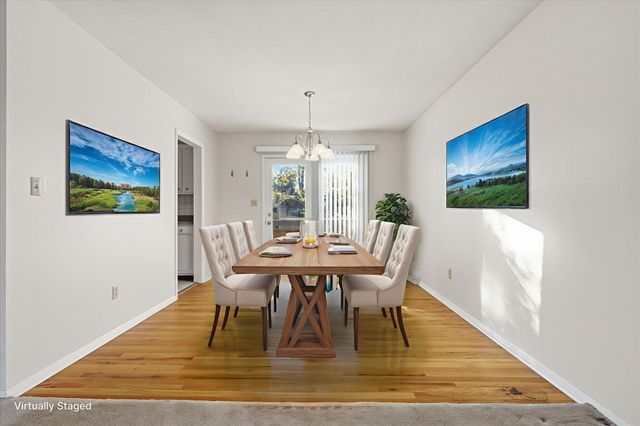 1225 S FAIRVIEW RD, Columbia, MO 65203