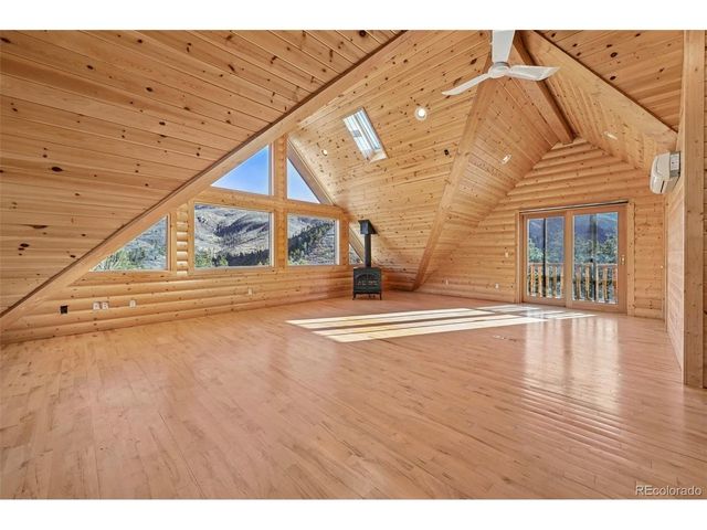 7415 W US Highway 24, Cascade, CO 80809