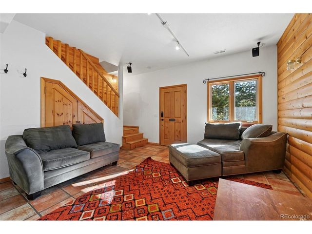 7415 W US Highway 24, Cascade, CO 80809