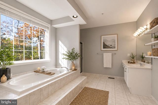 13305 OLD FORT RD, Fort Washington, MD 20744