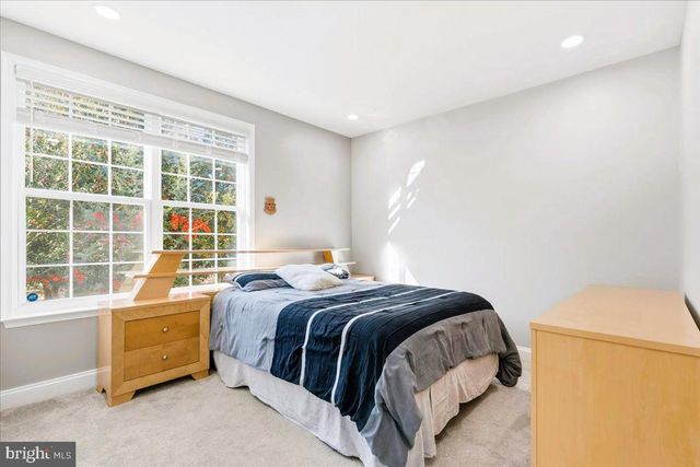 13305 OLD FORT RD, Fort Washington, MD 20744