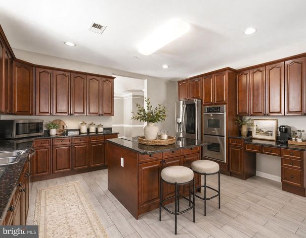 13305 OLD FORT RD, Fort Washington, MD 20744