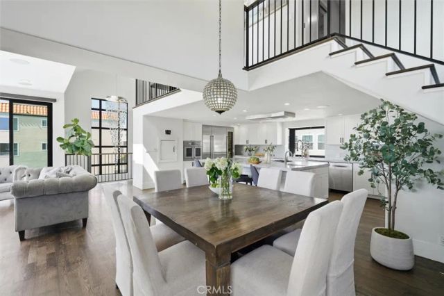 316 8th, Hermosa Beach, CA 90254