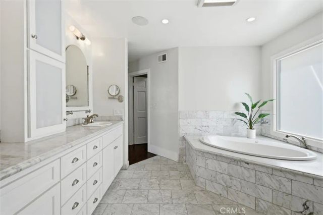 316 8th, Hermosa Beach, CA 90254