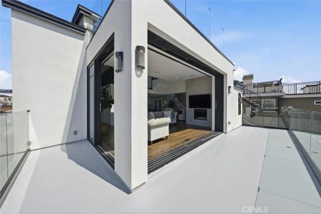 316 8th, Hermosa Beach, CA 90254