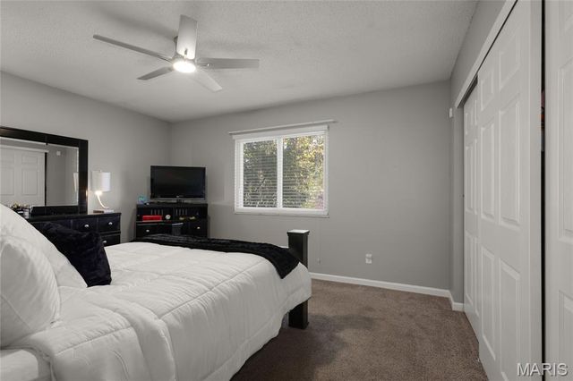 2154 Riverwood Trails Drive, Hazelwood, MO 63031