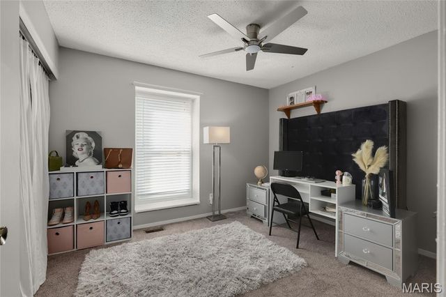 2154 Riverwood Trails Drive, Hazelwood, MO 63031