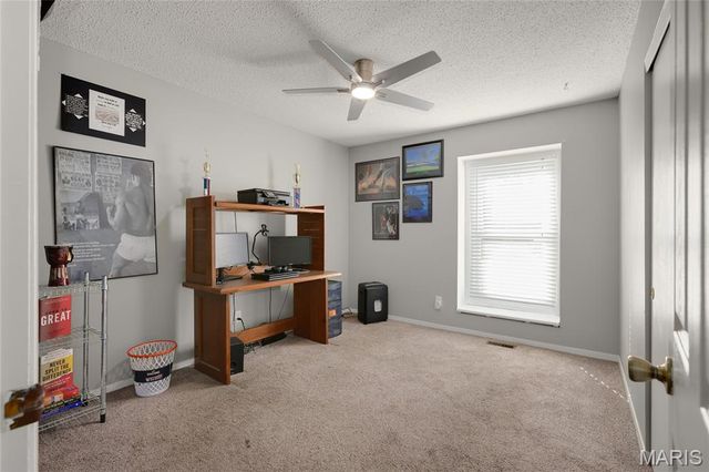 2154 Riverwood Trails Drive, Hazelwood, MO 63031