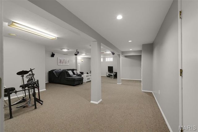 2154 Riverwood Trails Drive, Hazelwood, MO 63031