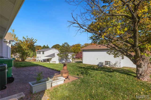 2154 Riverwood Trails Drive, Hazelwood, MO 63031