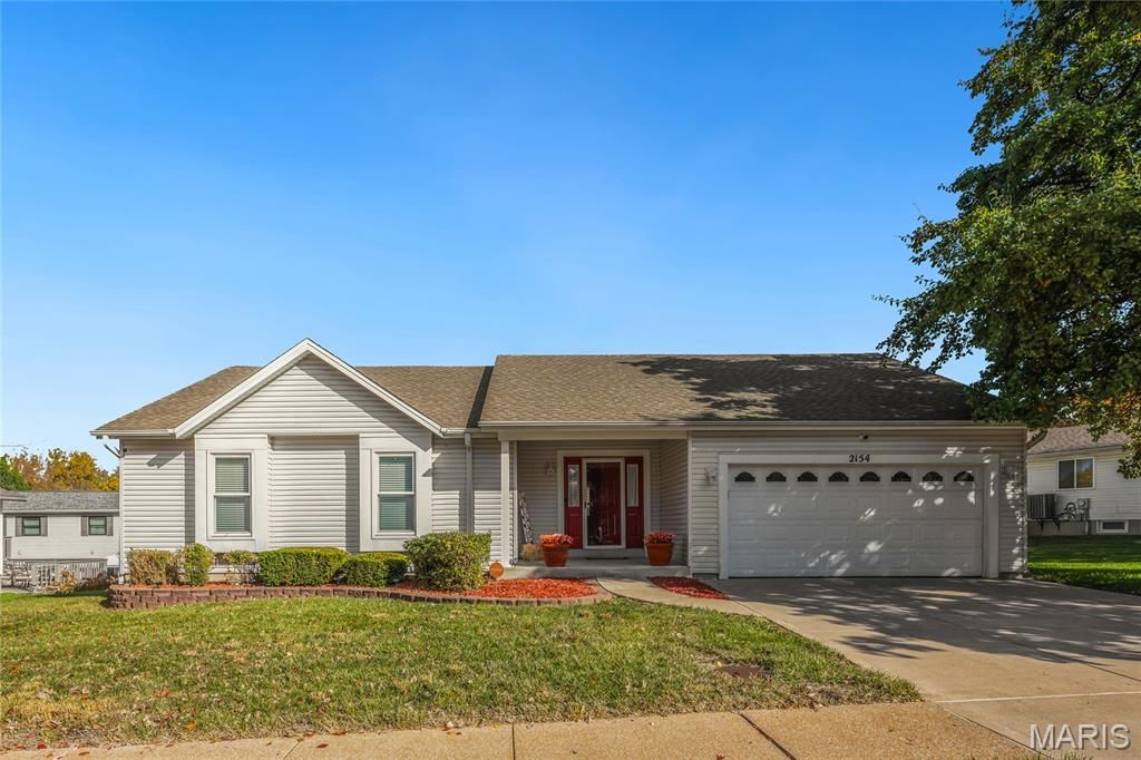 2154 Riverwood Trails Drive, Hazelwood, MO 63031