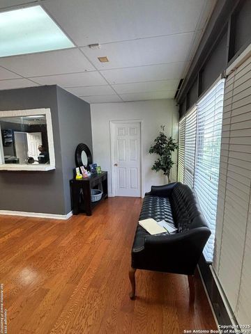 515 Camden St., San Antonio, TX 78215