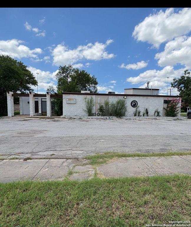 515 Camden St., San Antonio, TX 78215
