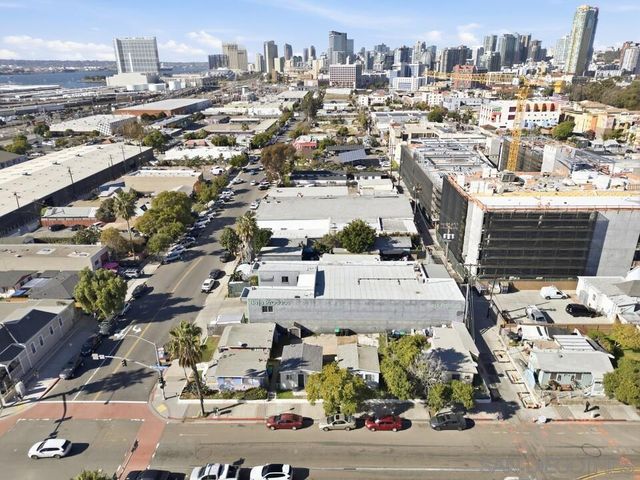 1028 Cesar E Chavez Pkwy, San Diego, CA 92113