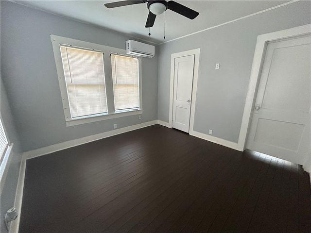 1433 12th St, Corpus Christi, TX 78404