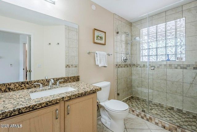 10401 N 52ND Street 205, Paradise Valley, AZ 85253