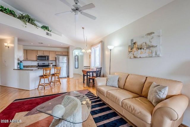 10401 N 52ND Street 205, Paradise Valley, AZ 85253