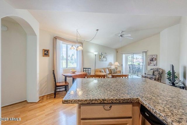 10401 N 52ND Street 205, Paradise Valley, AZ 85253