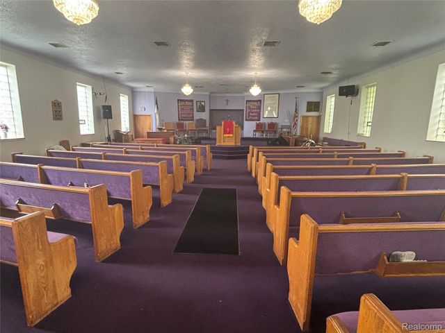 10510 Sterritt Street, Detroit, MI 48213