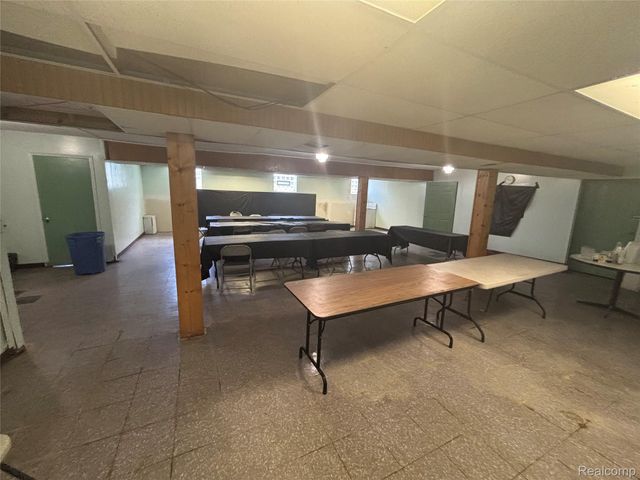 10510 Sterritt Street, Detroit, MI 48213