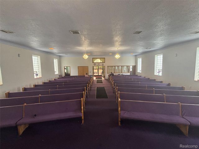 10510 Sterritt Street, Detroit, MI 48213
