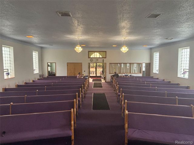 10510 Sterritt Street, Detroit, MI 48213