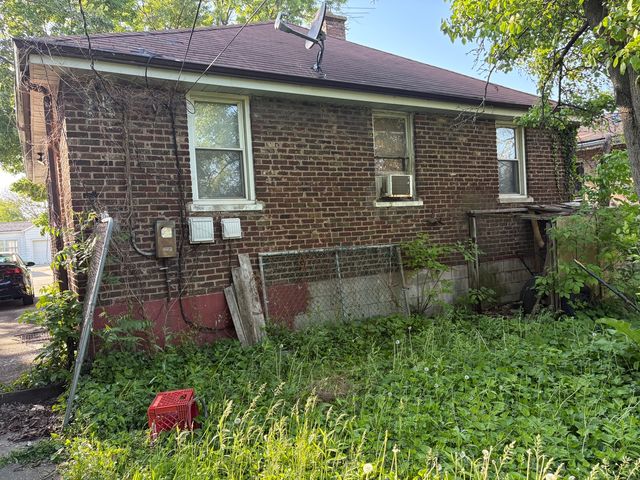 1227 Lincoln Avenue, Chicago Heights, IL 60411