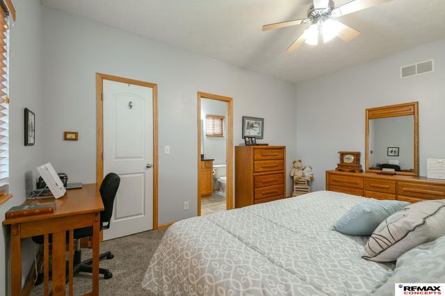 8750 Garland Street, Lincoln, NE 68505