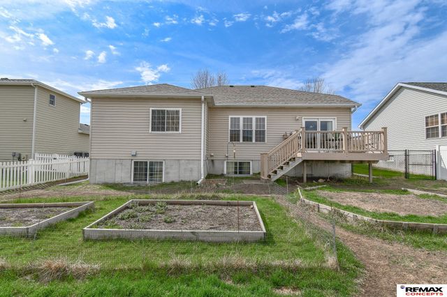 8750 Garland Street, Lincoln, NE 68505